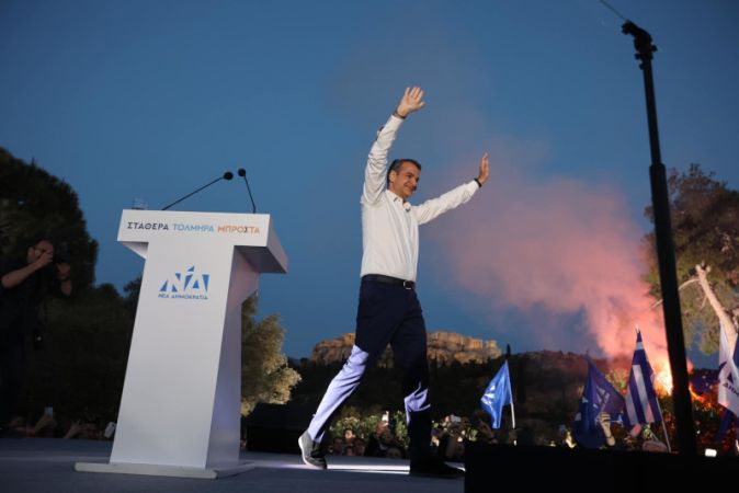 Σταθερά, τολμηρά, μπροστά για αυτοδύναμη Κυβέρνηση!